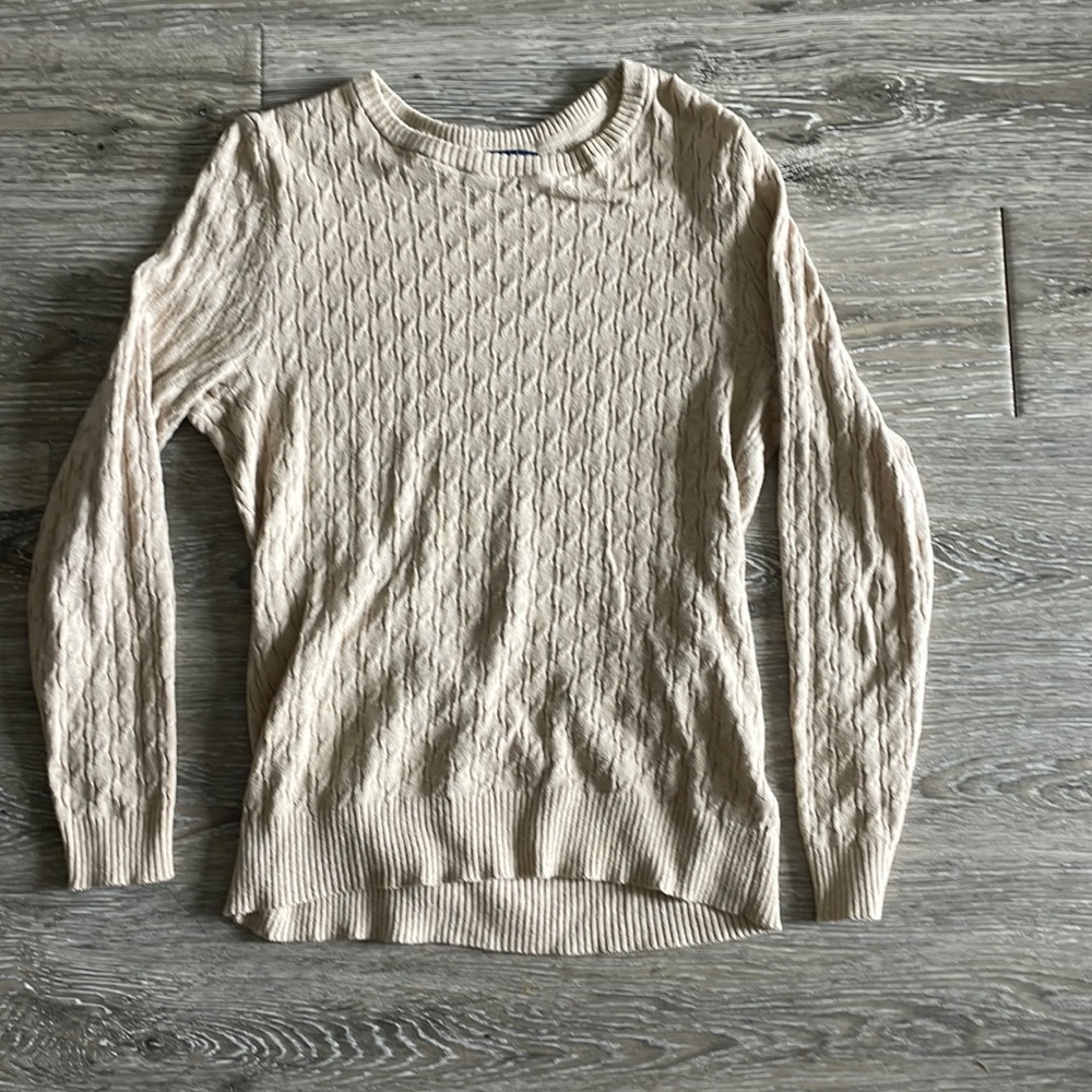 GUC light tan knit sweater sz M